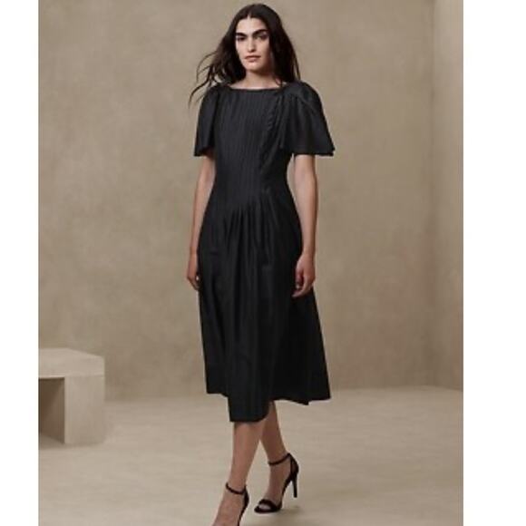 Banana Republic Factory Black Flutter Sleeve Pleated Midi Dress - Picture 1 of 9